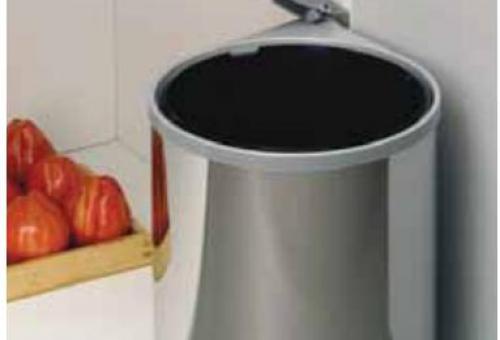 Phụ kiện cho tủ bếp - Thùng rác xoay gắn cánh Blum