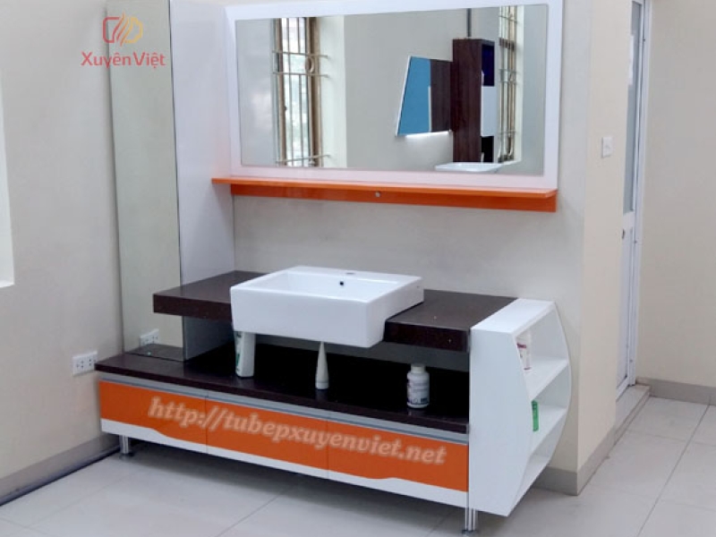 TỦ LAVABO CHÂN ĐỨNG XV111