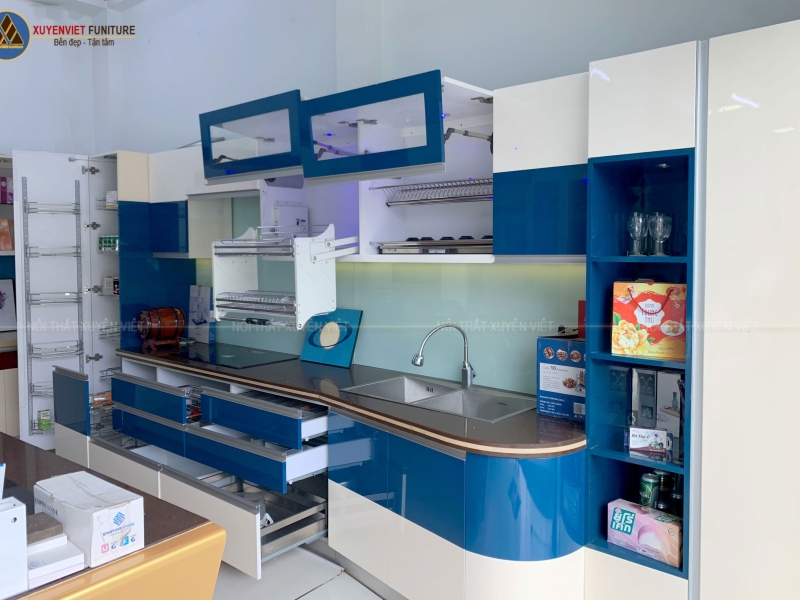 Tủ bếp đẹp hình cánh bướm có sẵn TBTL-001